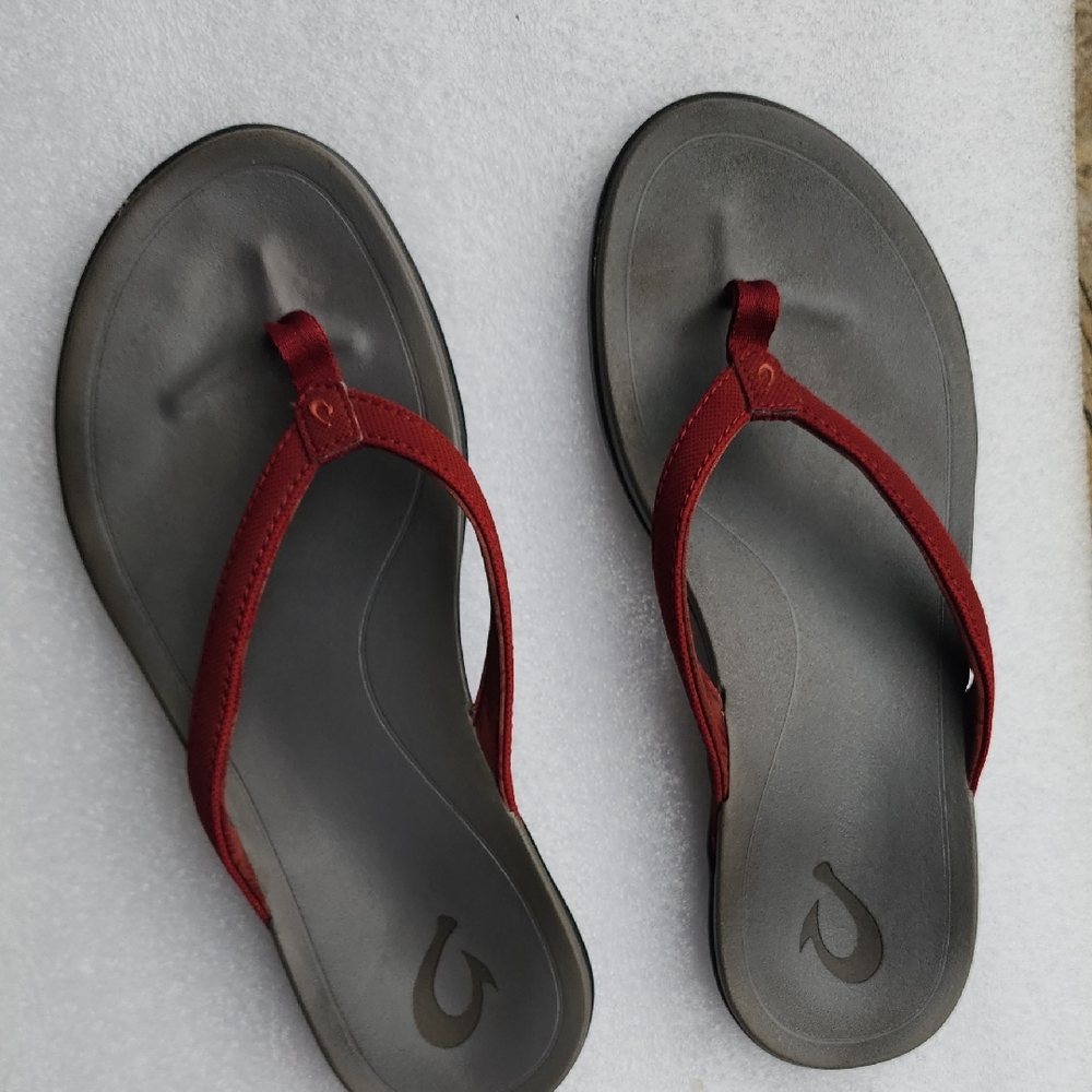 OluKai Red and Gray Sandals Casual Beach Footwear